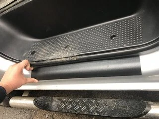 Накладки на пороги ABS (2 шт, DDU) Мат для Nissan Primastar 2002-2014 рр