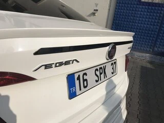 Спойлер під фарбування (скловолокно) для Fiat Tipo 2016- рр