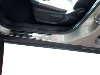 Накладки на пороги OmsaLine (4 шт, нерж) для Ford Courier 2014-2023 рр