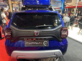 Накладка на задній бампер (ABS, сіра) для Renault Duster 2018-2024 рр