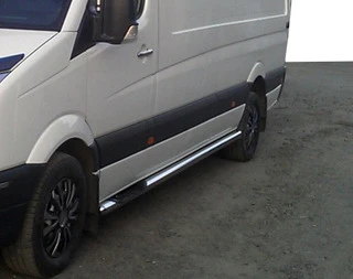 Бічні труби (2 шт., нерж) d60, середня база для Volkswagen Crafter 2006-2016 рр