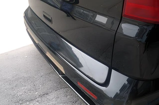 Пластикова накладка на багажник (під фарбування) для Volkswagen T5 Multivan 2003-2010 рр