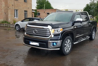 Передній захист ST008 (нерж) для Toyota Tundra 2007-2021 рр