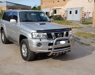 Кенгурятник QT007 (нерж) для Nissan Patrol Y61 1997-2011 рр
