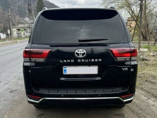 Комплект рестайлінгу на LC 300 High-Line (Повний комплект) для Toyota Land Cruiser 200