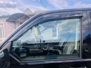 Вітровики (2 шт, Niken) для Volkswagen T6