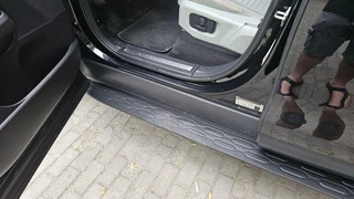 Бокові пороги (2 шт) для Land Rover Discovery V