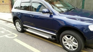 Бокові пороги Allmond Grey (2 шт., алюм) для Volkswagen Touareg 2002-2010 рр