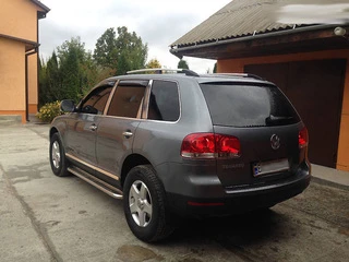 Рейлінги Хром (Пласт. Ніжки) Металева ніжка для Volkswagen Touareg 2002-2010 рр