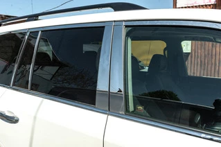 Повна окантовка вікон і на стійки (нерж) для Toyota Land Cruiser 200