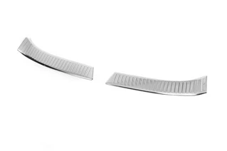 Накладка на задній поріг Carmos (нерж) для Nissan Qashqai 2021- рр