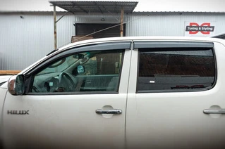 Вітровики (4 шт., Sunplex Sport) для Toyota Hilux 2006-2015 рр
