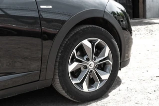 Накладки на арки (8 шт, чорні) HB &ndash; метал для Renault Megane III 2009-2016 рр