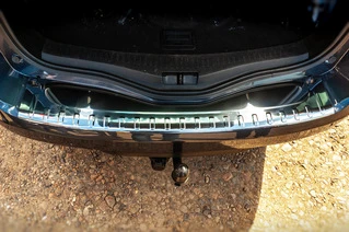 Накладка на задній бампер Carmos (SW, нерж) для Renault Megane IV 2016-2025 рр