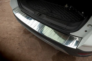 Накладка на задній бампер Carmos (нерж) для Ford Kuga/Escape 2013-2019 рр