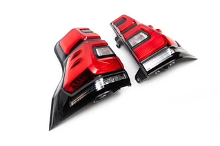 Задні ліхтарі LED (2017-2023, 2 шт) для Toyota Land Cruiser Prado 150