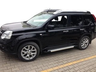 Бокові пороги Allmond Grey (2 шт., алюм.) для Nissan X-trail T31 2007-2014рр