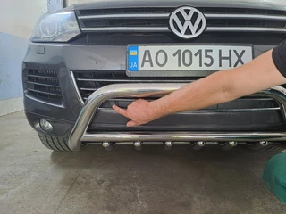 Кенгурятник WT003 (нерж) для Volkswagen Touareg 2010-2018 рр
