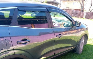 Вітровики (4 шт., Sunplex Sport) для Renault Kadjar